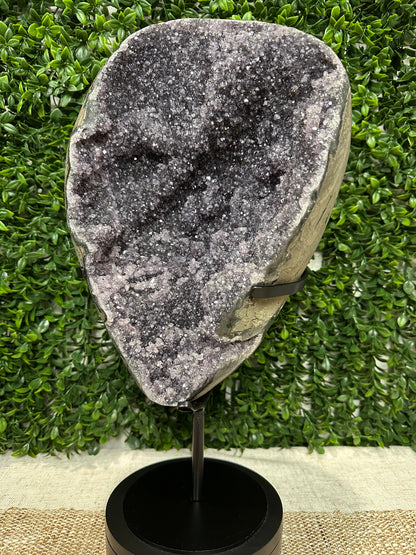 Druzy Amethyst Statement Piece W/Stand (1)