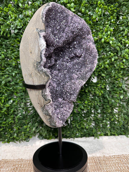 Druzy Amethyst Statement Piece W/Stand (1)