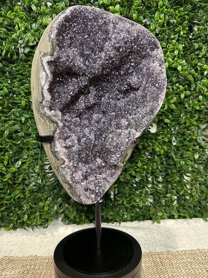 Druzy Amethyst Statement Piece W/Stand (1)