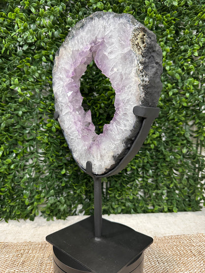 Amethyst Portal Statement Piece  (8)