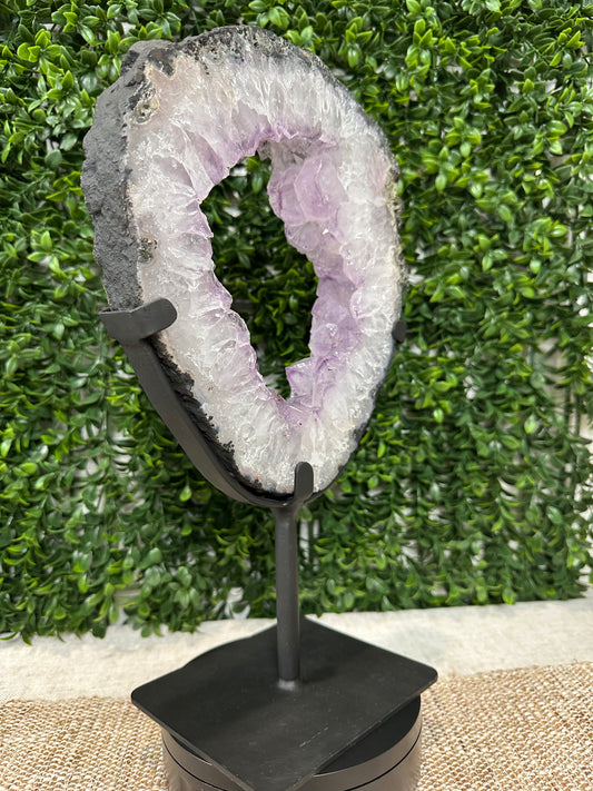 Amethyst Portal Statement Piece  (8)